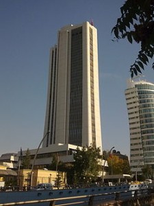 A_view_of_the_BDDK_building,_Atatürk_Avenue_in_Ankara
