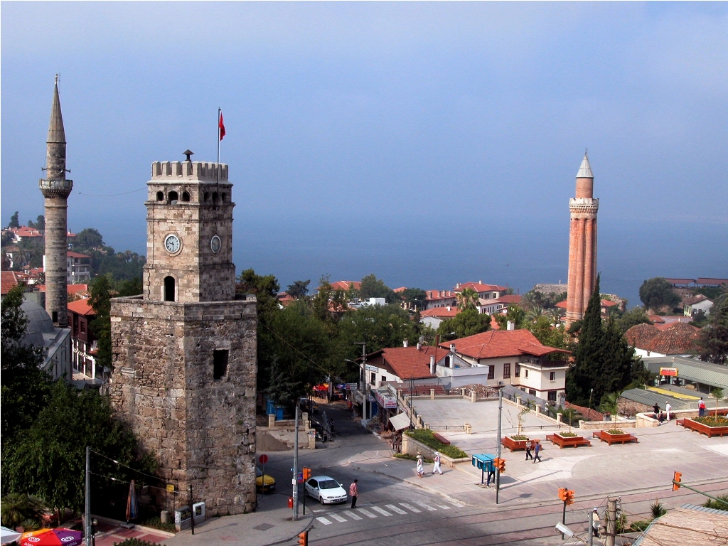 Antalya Tarihi Saat Kulesi - Gezilecek Yerler