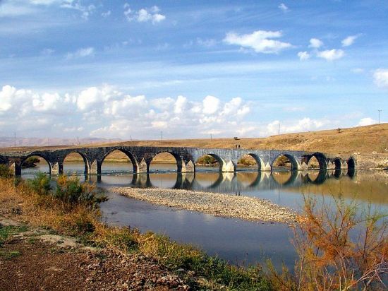 Murat Köprüsü Muş